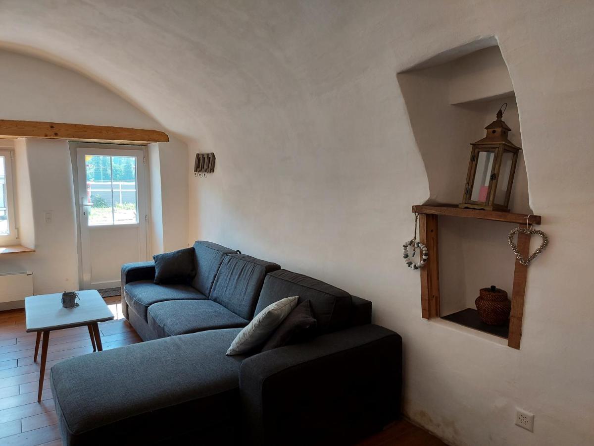 Appartement Voute En Gruyere Dans L'Intyamon Enney Exterior photo