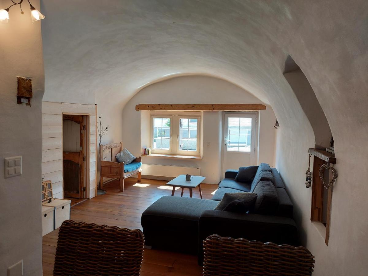 Appartement Voute En Gruyere Dans L'Intyamon Enney Exterior photo